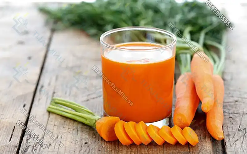Uống nước ép cà rốt mỗi ngày có tốt không?