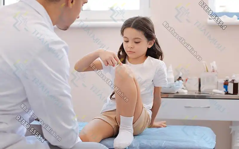Các vấn đề về bệnh xương khớp ở trẻ em mà phụ huynh cần lưu ý