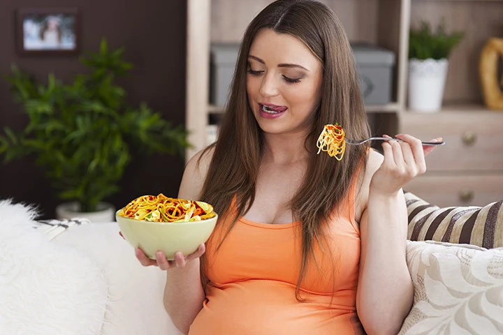 Phụ nữ mang thai có nên ăn nhiều gấp đôi không?