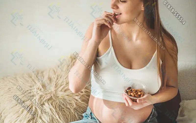 Bật mí lợi ích của granola cho bà bầu khi mang thai