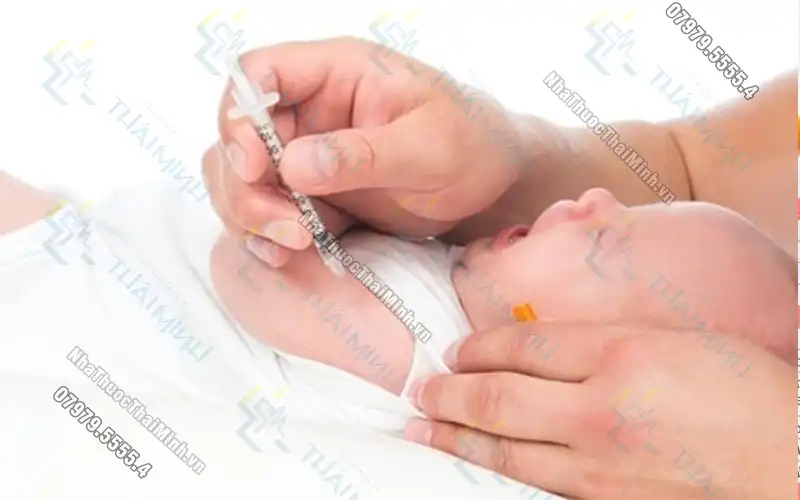 Vaccine 5in1 được phân bổ để tiêm chủng mở rộng cho trẻ em